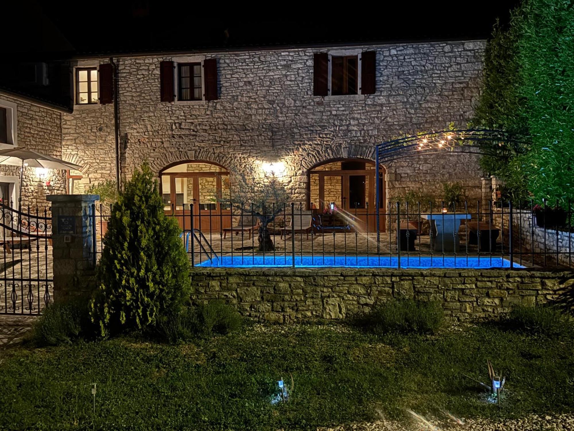 Villa Rustica Buje Ngoại thất bức ảnh