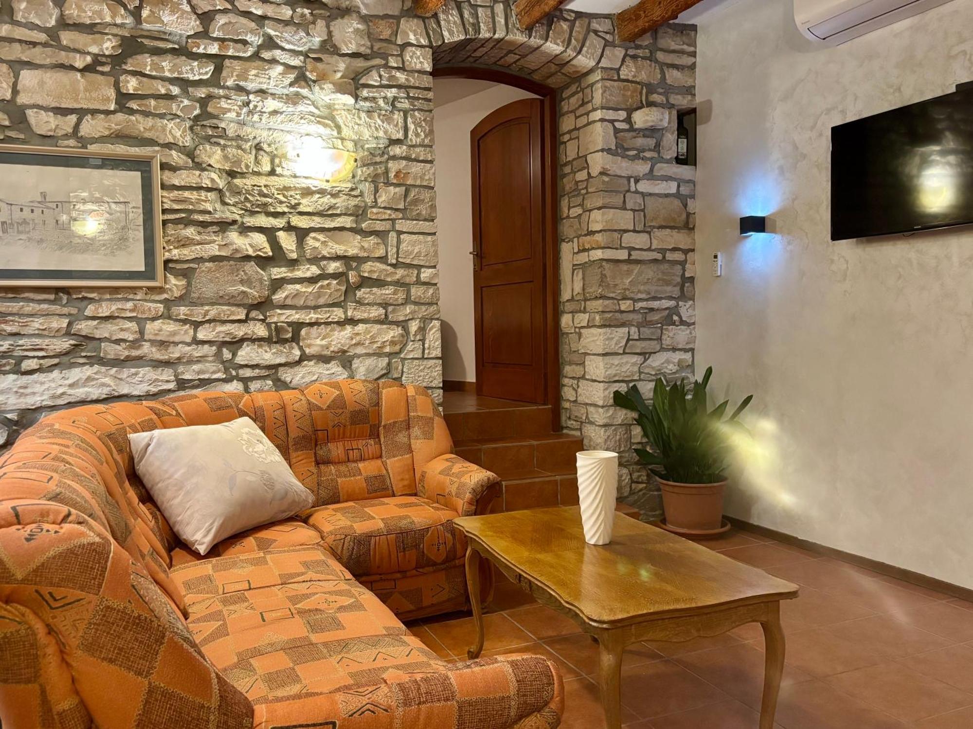 Villa Rustica Buje Ngoại thất bức ảnh